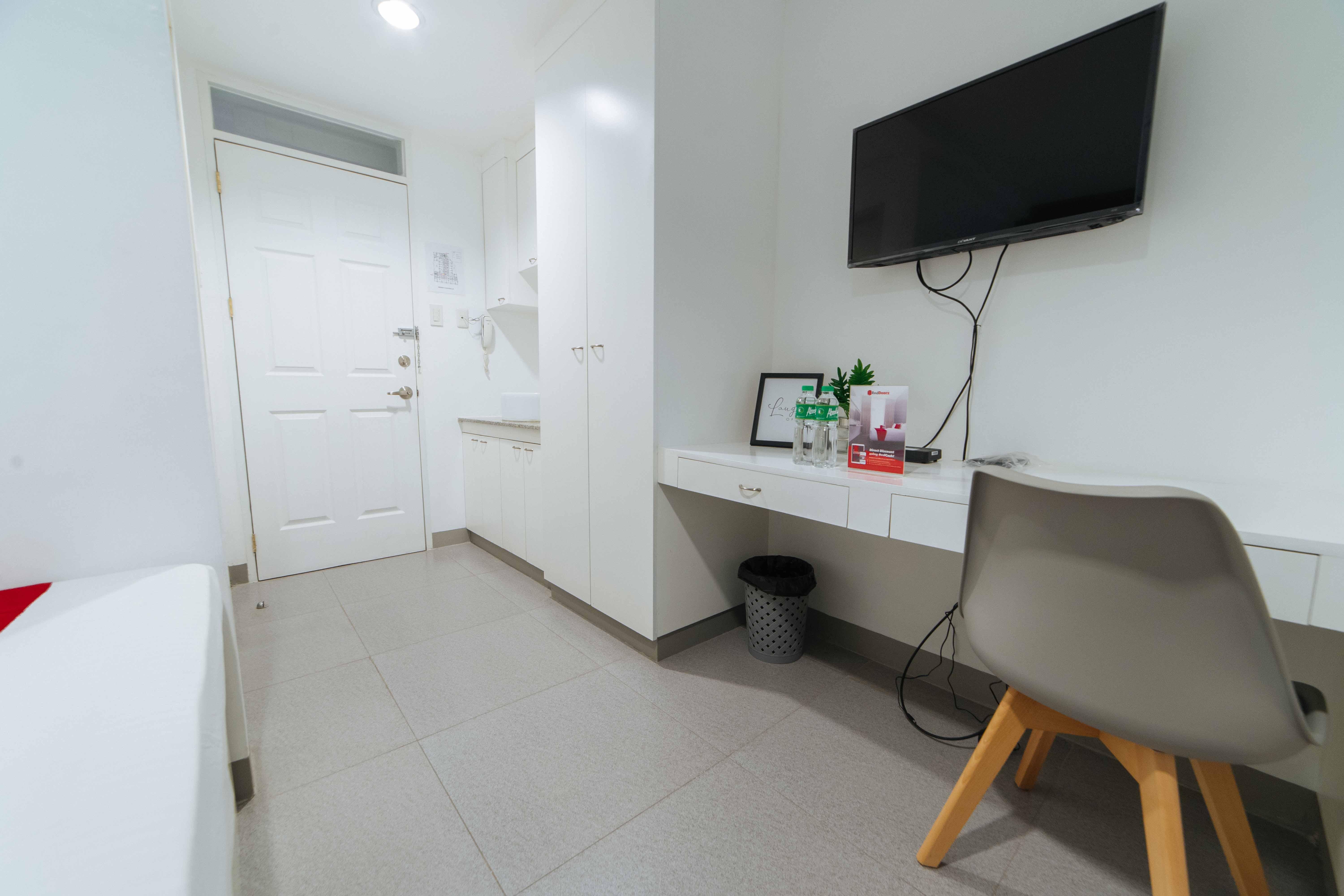 Reddoorz Plus @ Roxas Street Davao Exterior foto